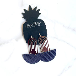 Rye Dangle Earrings in Navy Honeycomb