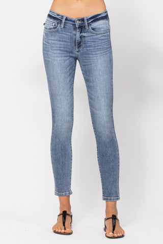 Judy Blue Non-Distressed Cropped Skinny Jeans - Style 82254