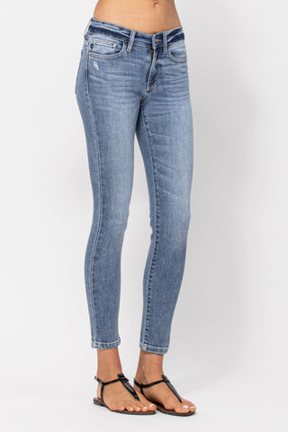 Judy Blue Non-Distressed Cropped Skinny Jeans - Style 82254